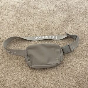 Lululemon belt bag